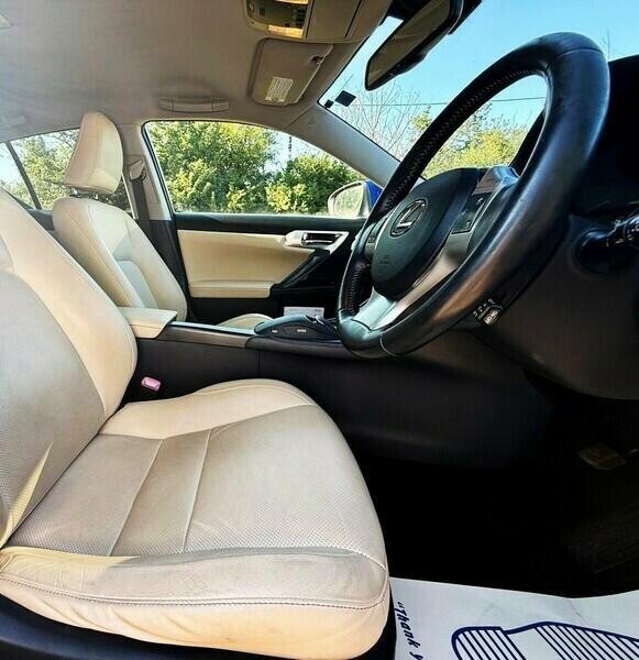 Lexus CT Hatchback White #17