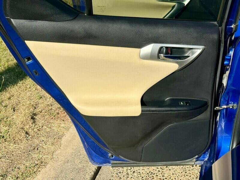 Lexus CT Hatchback White #13