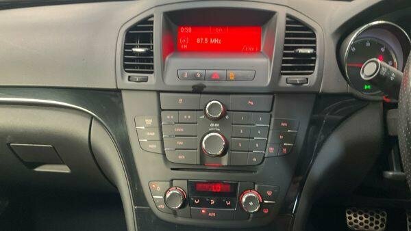 Vauxhall Insignia Hatchback Black #11