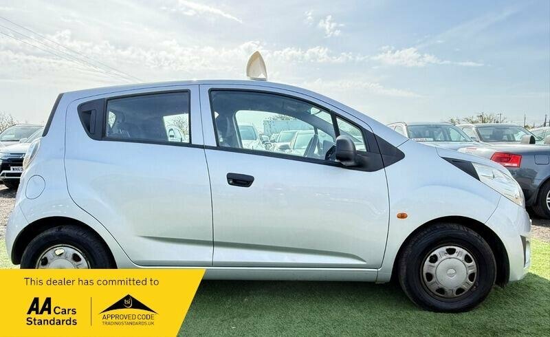Chevrolet Spark 1.0I Ls Euro 5 Silver #8