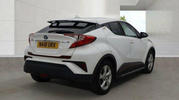 Toyota C-Hr 1.8 Vvt-h Icon Cvt Euro 6 Ss NA18URX White #2