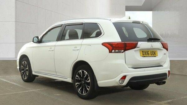 Mitsubishi Outlander 2.0H 12Kwh Gx3h Cvt 4Wd Euro 6 Ss White #3