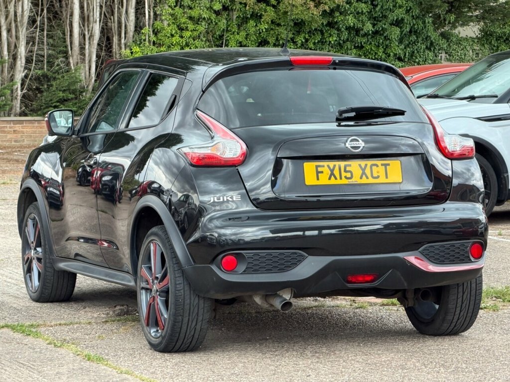 Nissan Juke Hatchback Black #4