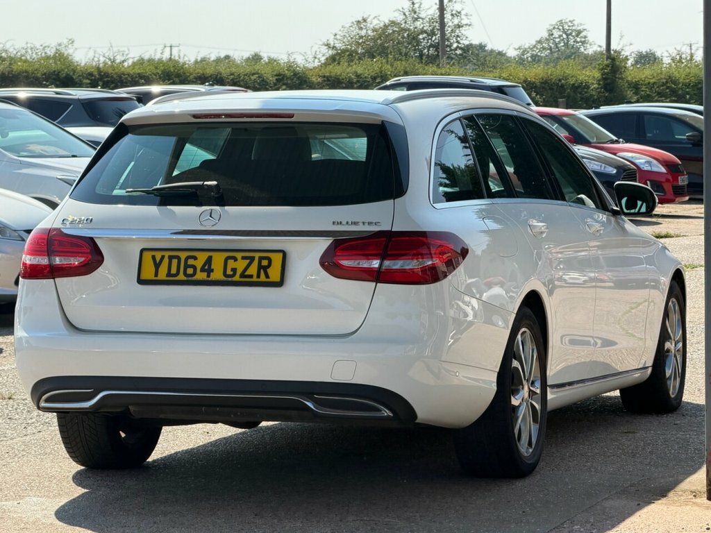 Mercedes-Benz C Class 2.1L Sport White #6