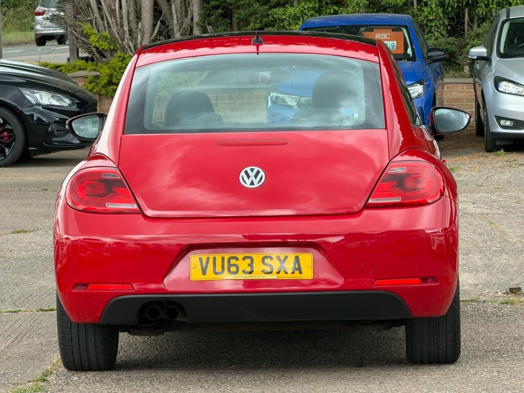 Volkswagen Beetle 2L Design Red #5