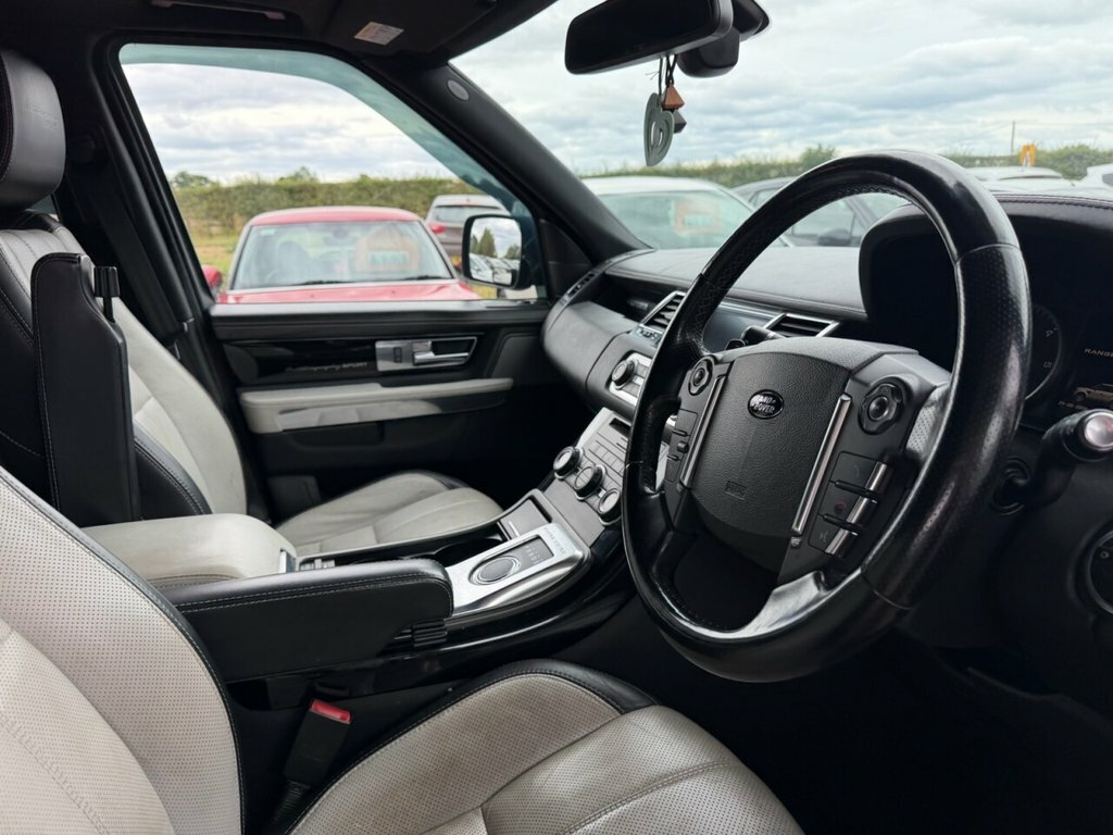 Land Rover Range Rover Sport 3.0 Sd V6 Black #11