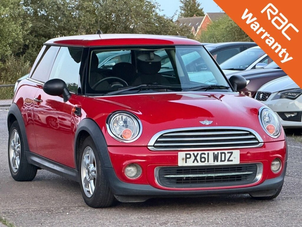 Mini Hatch 1.6L One Red