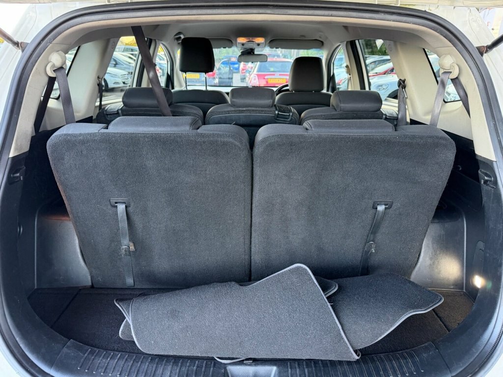 Kia Carens 1.6 Gdi Sr7 7 Seats Park Sensors Silver #13