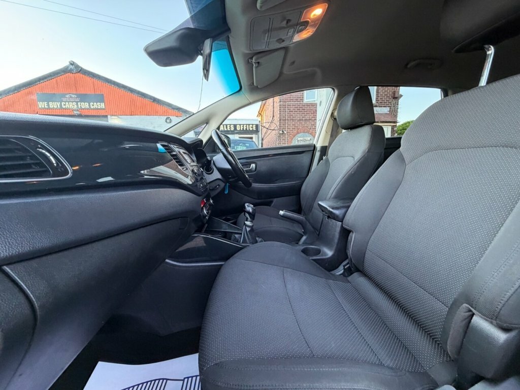 Kia Carens 1.6 Gdi Sr7 7 Seats Park Sensors Silver #8