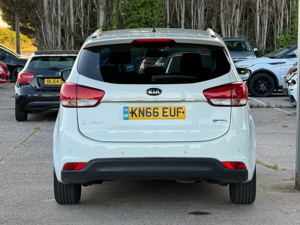 Kia Carens 1.6L 2 White #5