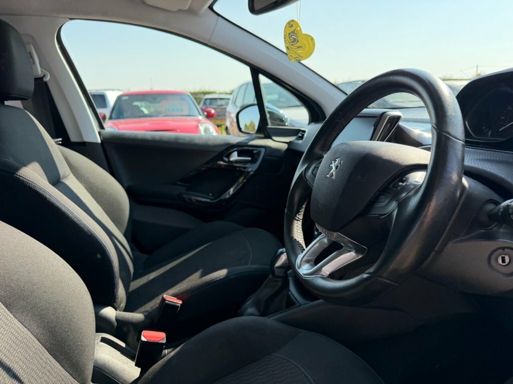 Peugeot 208 1.5 Bluehdi Active 5 Speed - Carplay Cruie C Grey #11