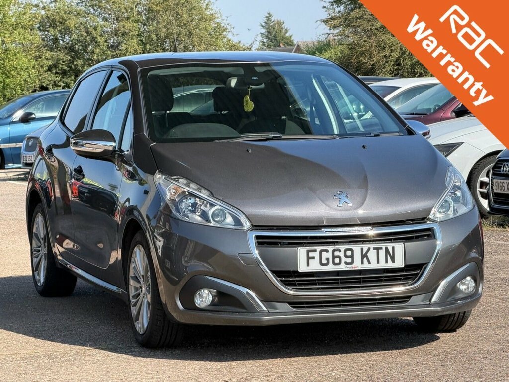 Peugeot 208 1.2L Signature Grey