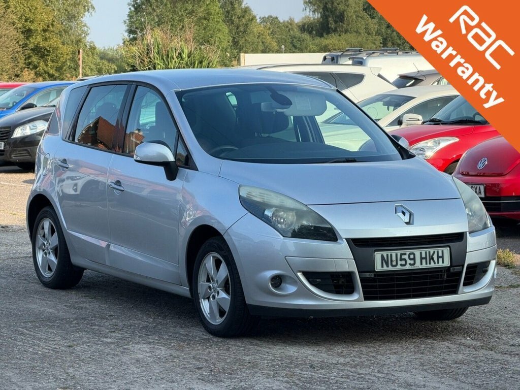 Renault Scenic 1.6L Dynamique Silver