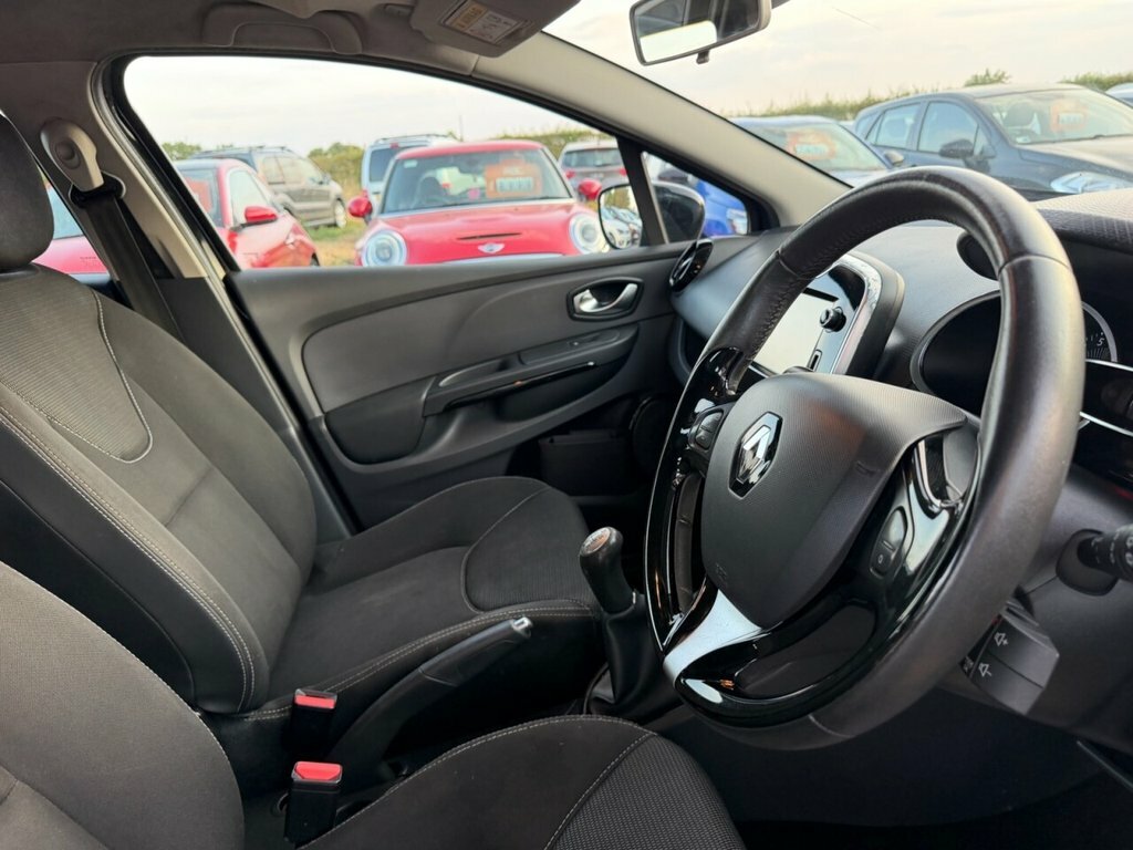 Renault Clio 1.5L Dynamique S Medianav Red #9