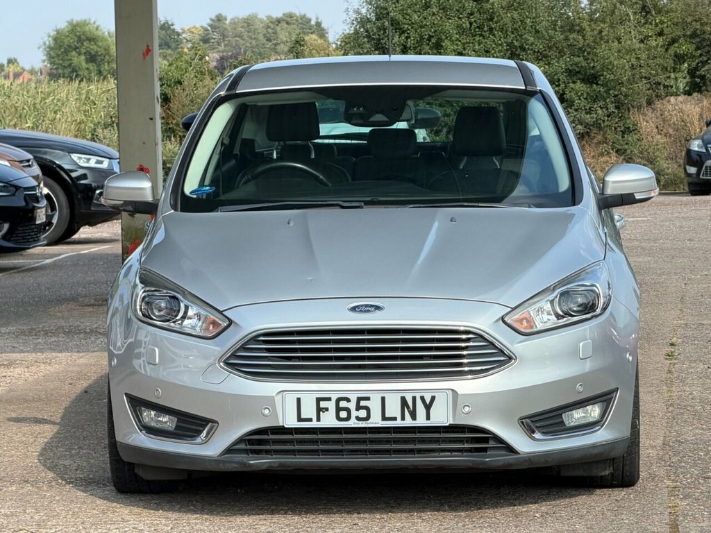 Ford Focus 2L Titanium X Silver #2