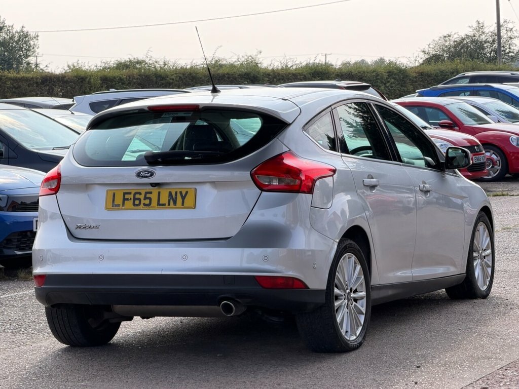 Ford Focus 2L Titanium X Silver #6