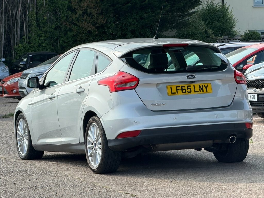 Ford Focus 2L Titanium X Silver #4