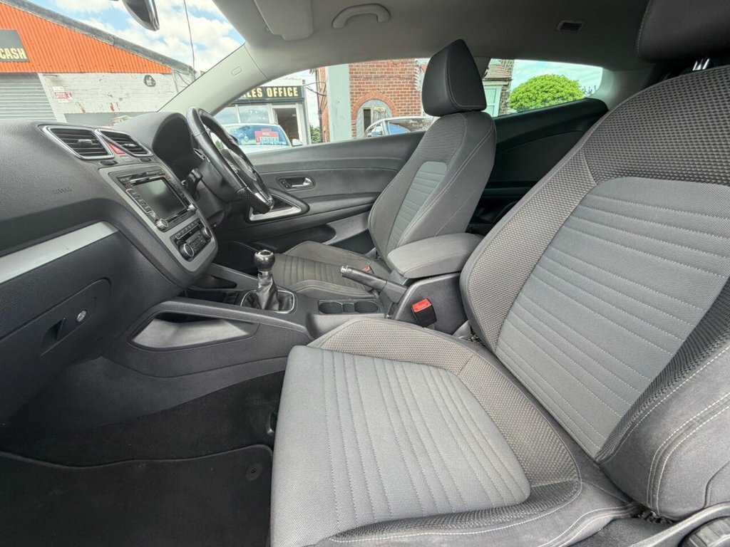 Volkswagen Scirocco Hatchback 2.0 Tdi Bluemotion Tech Gt Euro 5 Ss Silver #8