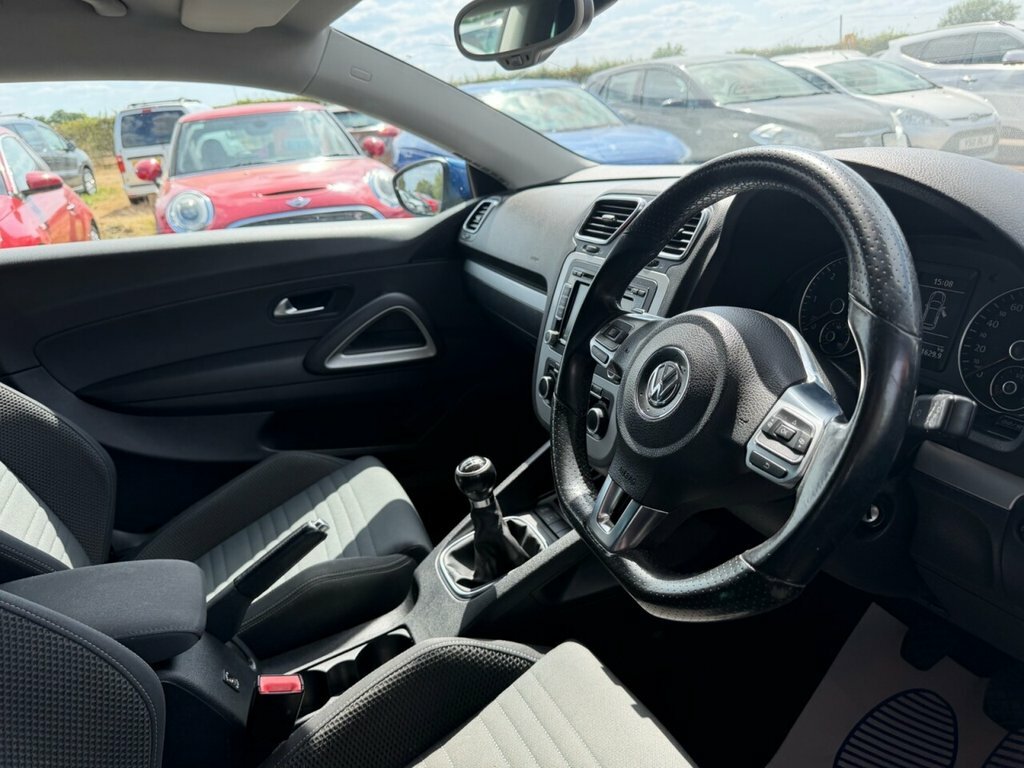 Volkswagen Scirocco Hatchback 2.0 Tdi Bluemotion Tech Gt Euro 5 Ss Silver #10