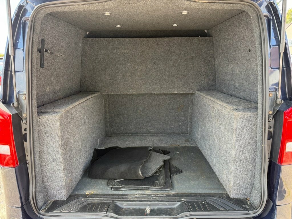 Mercedes-Benz Vito   #14