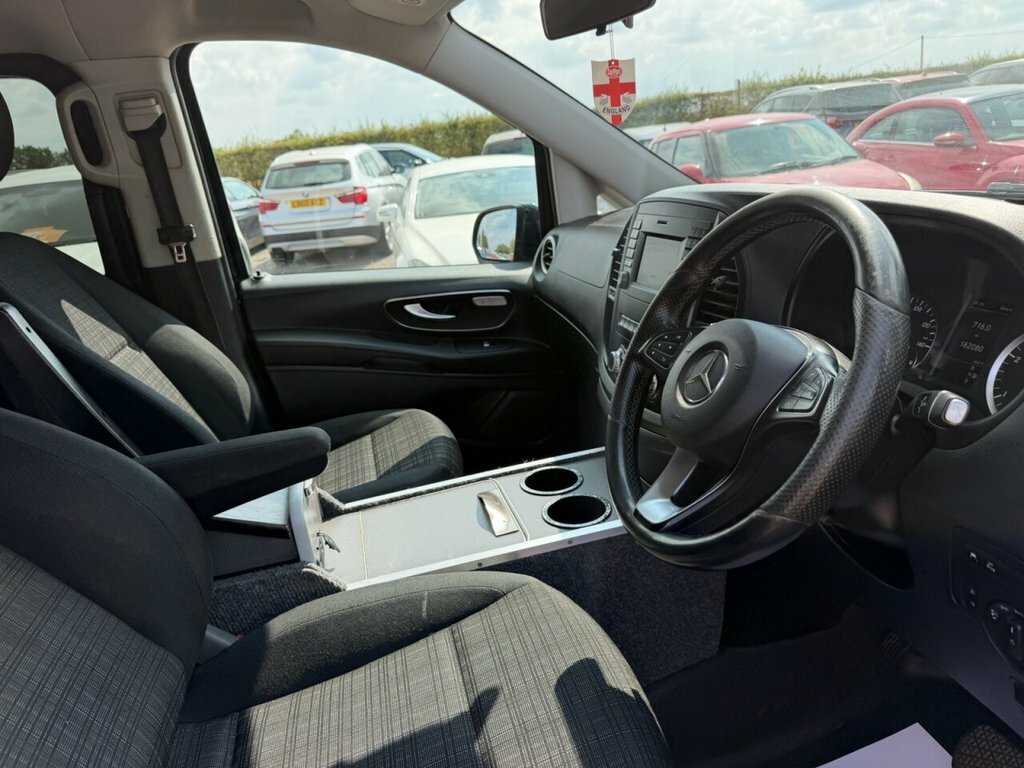 Mercedes-Benz Vito   #10