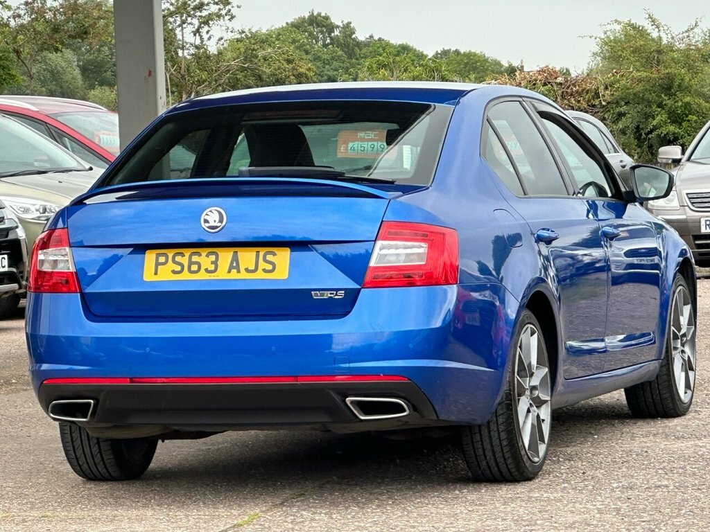 Skoda Octavia 2L Vrs Tdi Cr Dsg Blue #6