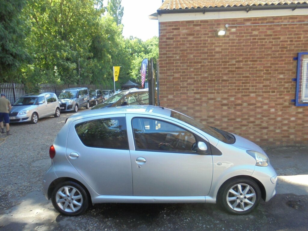 Toyota Aygo 1.0 Vvt-i Platinum Euro 4 Silver