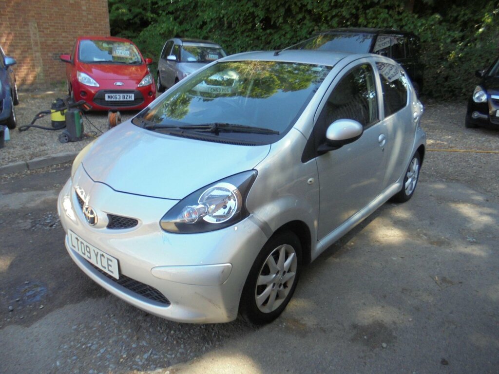 Toyota Aygo 1.0 Vvt-i Platinum Euro 4 Silver #4
