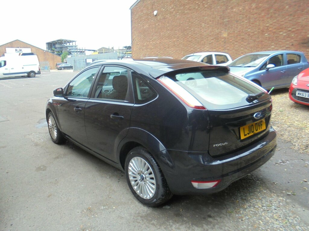 Ford Focus 1.6 Titanium LJ10OYF Black #6