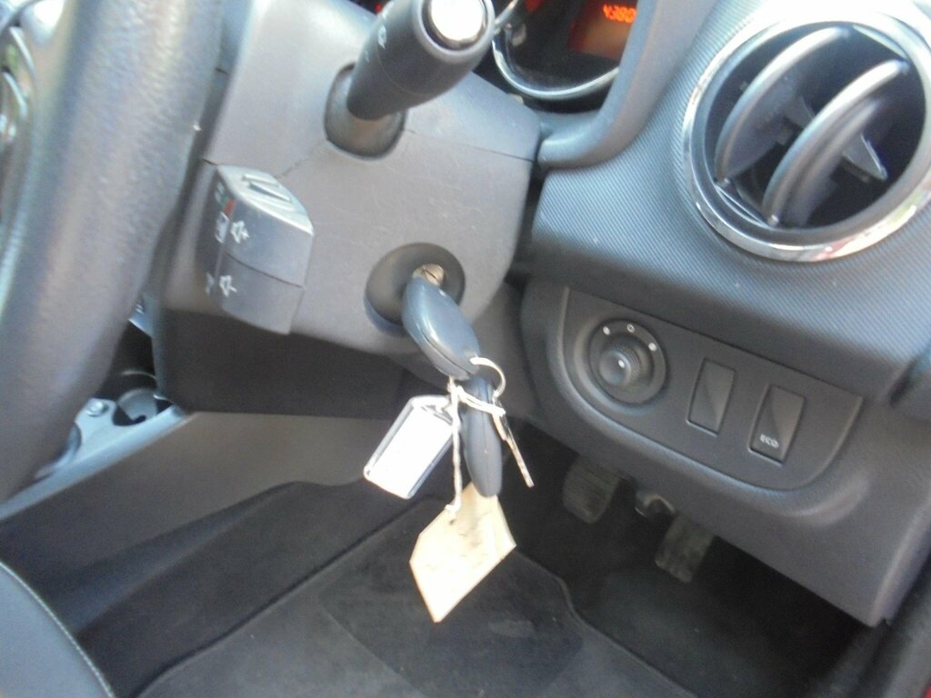 Dacia Sandero Black #12