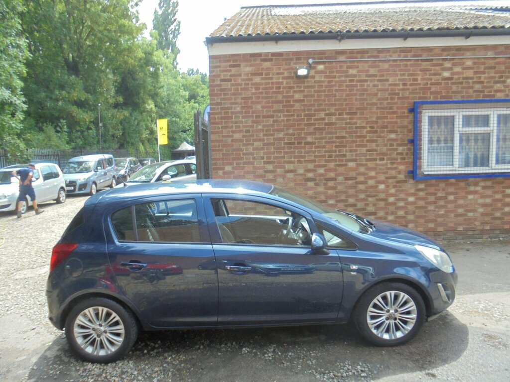 Vauxhall Corsa 1.4 16V Se Euro 5 Blue #3