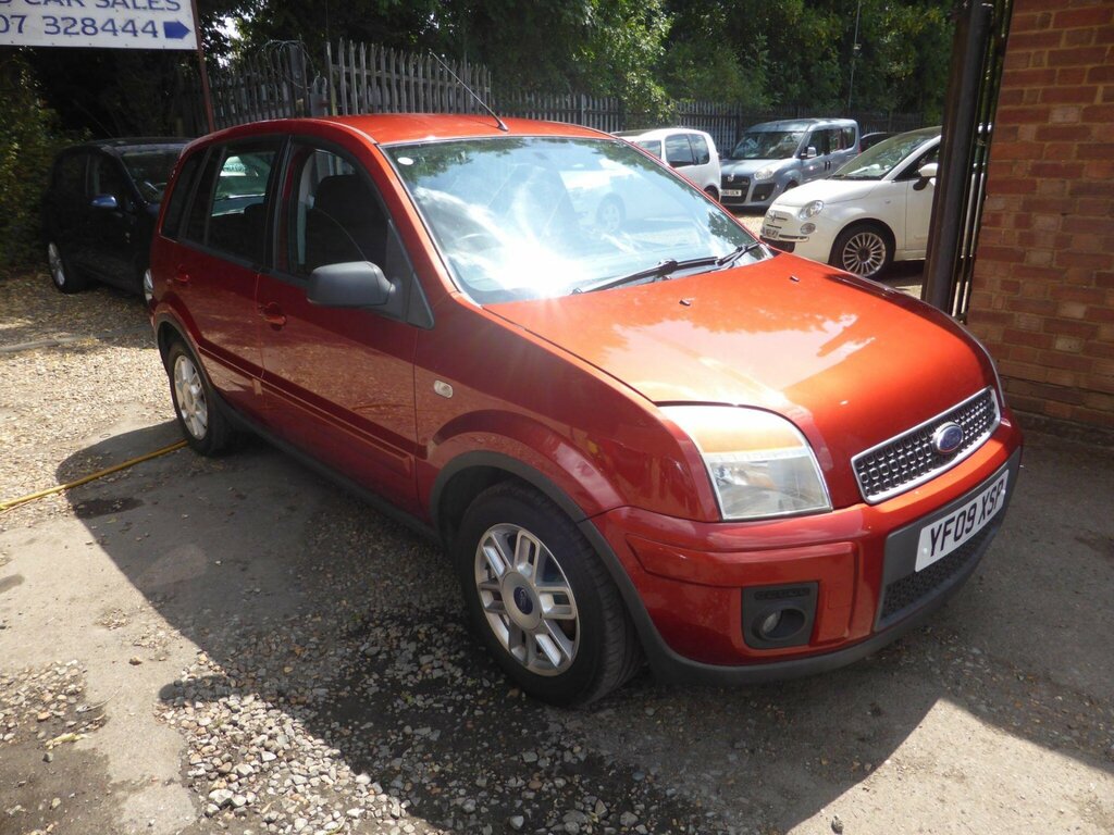 Ford Fusion 1.6 Zetec Climate Red #2