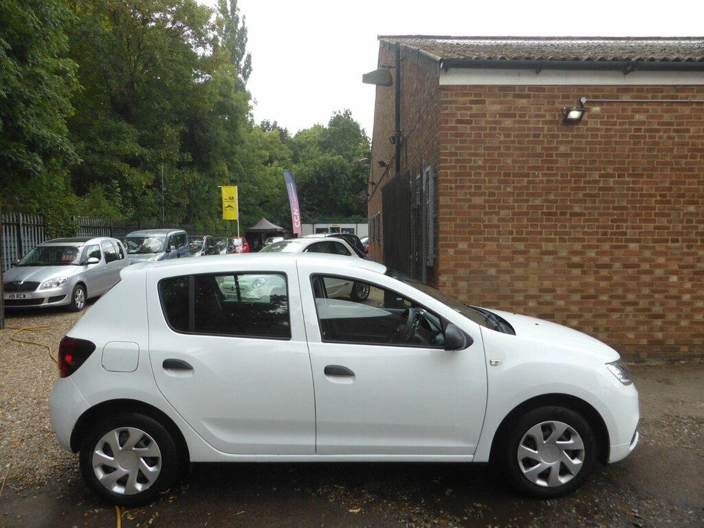 Dacia Sandero 1.0 Sce Essential Euro 6 White #3