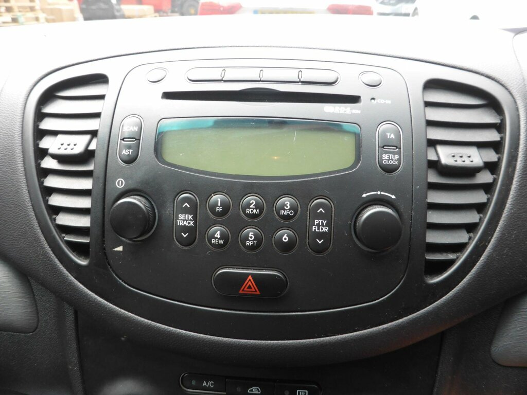 Hyundai I10 Active 5-Door White #12