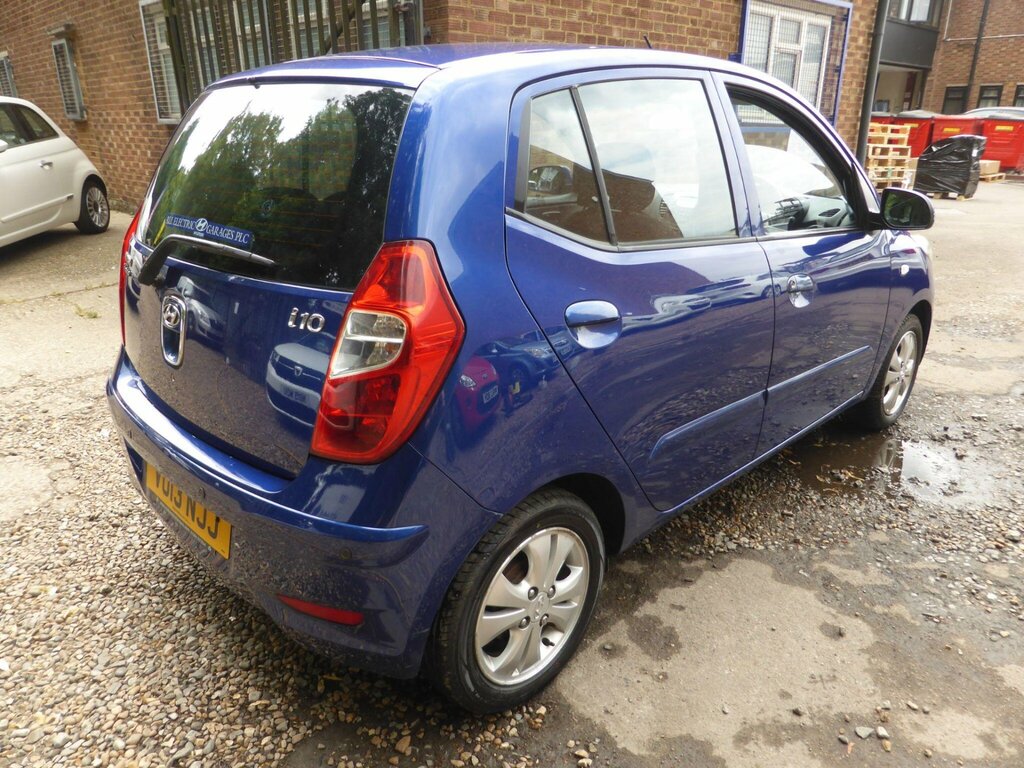 Hyundai I10 Active 5-Door White #9