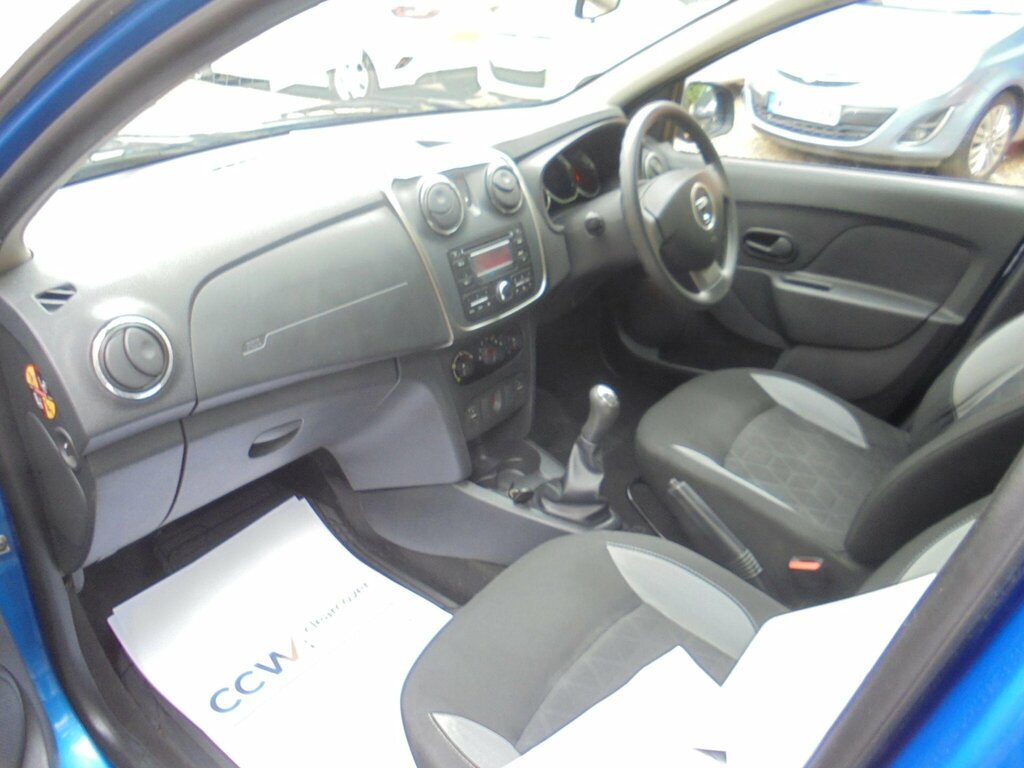 Dacia Sandero Stepway Hatchback 1.5 Dci Laureate Euro 5 201363 Blue #13
