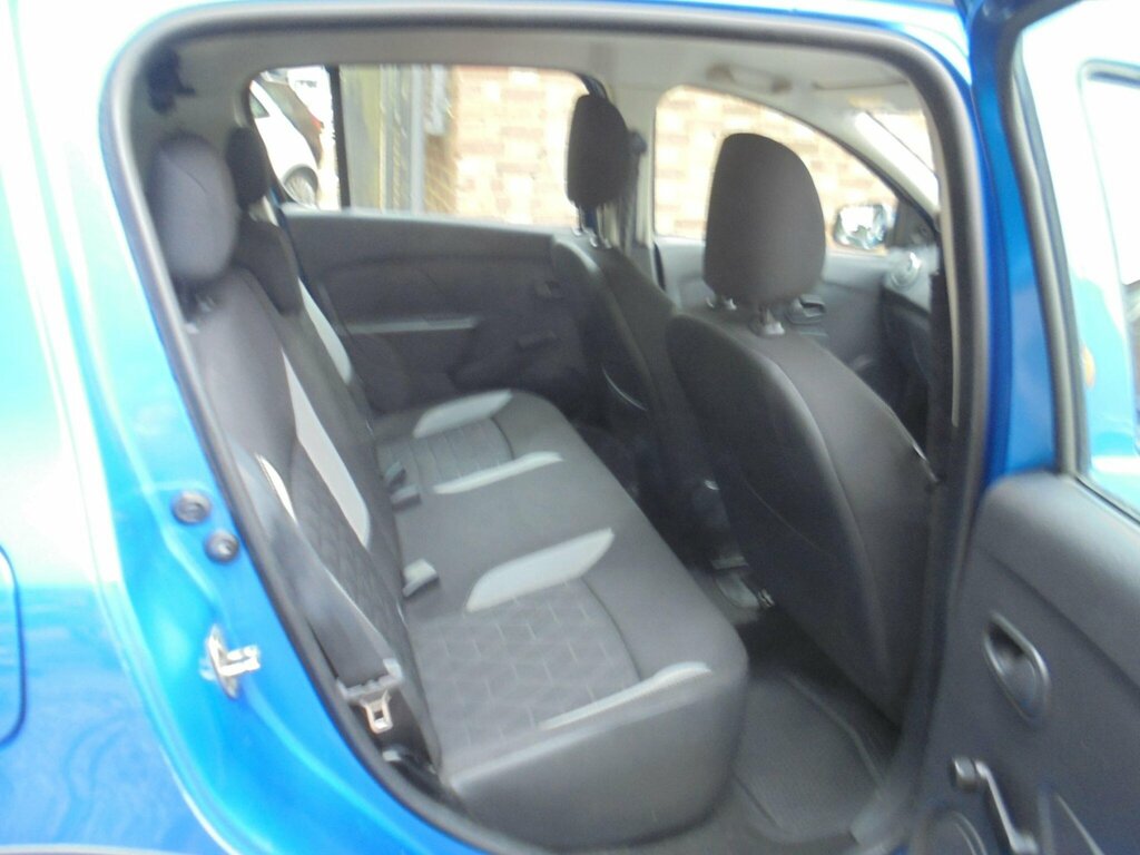 Dacia Sandero Stepway Hatchback 1.5 Dci Laureate Euro 5 201363 Blue #15