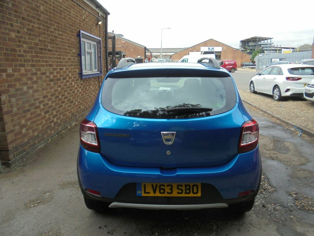 Dacia Sandero Stepway Hatchback 1.5 Dci Laureate Euro 5 201363 Blue #8