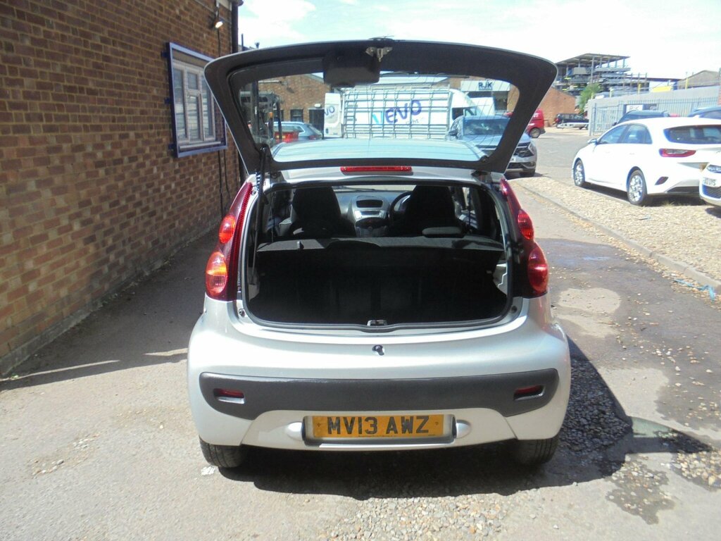Peugeot 107 107 Active Blue #8
