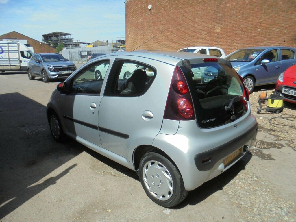 Peugeot 107 1.0 12V Active Euro 5 Silver #6