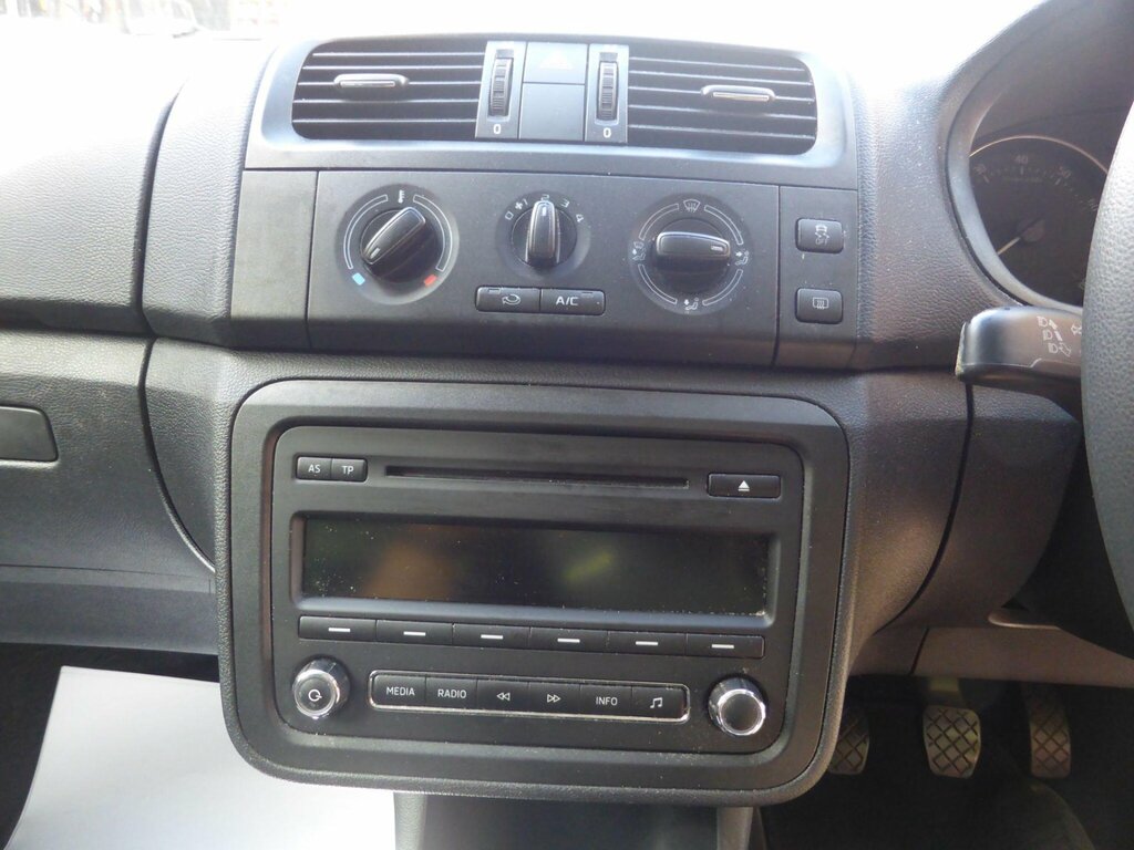 Skoda Roomster Se Silver #13