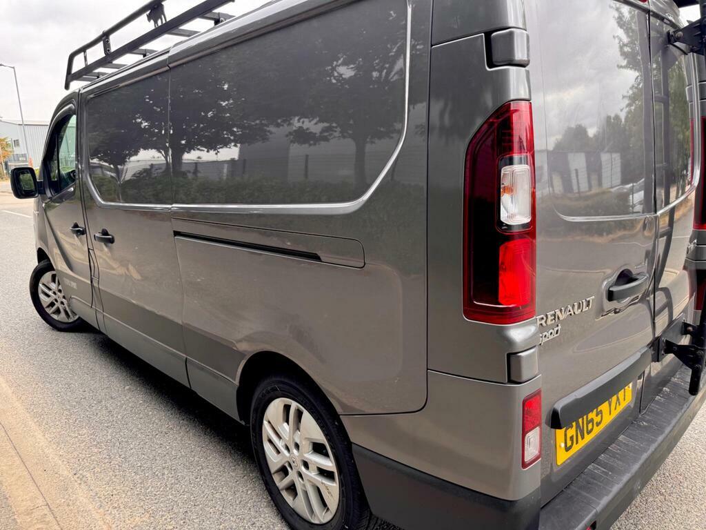 Renault Trafic Sl27 Business Plus Dci Sr Pv White #7