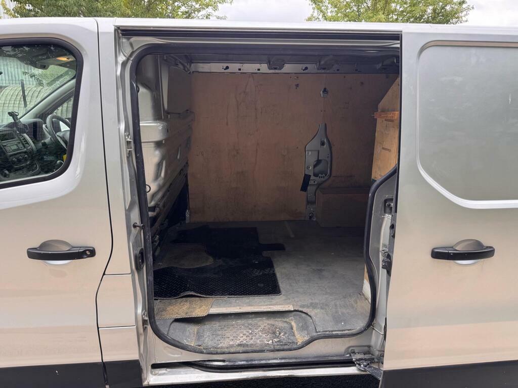 Renault Trafic Ll29 Dci 120 Sport Grey #25