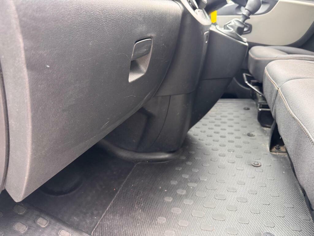 Renault Trafic Ll29 Dci 120 Sport Grey #30