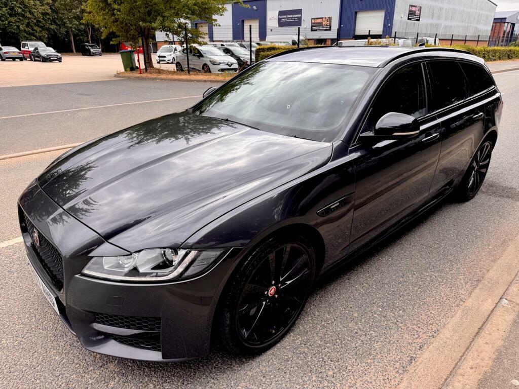 Jaguar XF 2L Prestige Red #16