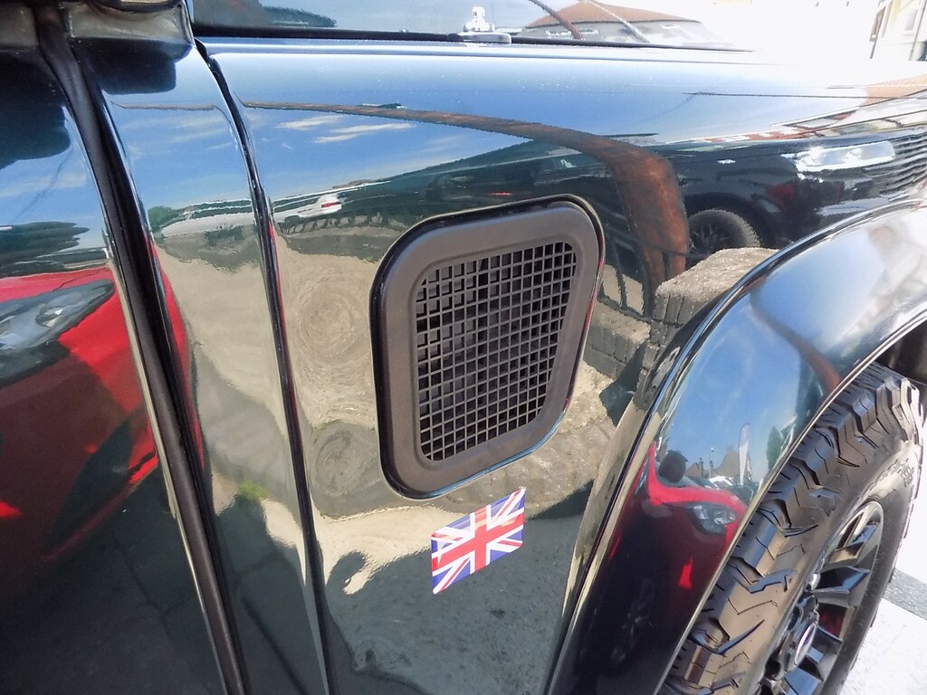 Land Rover Defender 110 110 2.2 Tdci Xs Utility Wagon Black #42