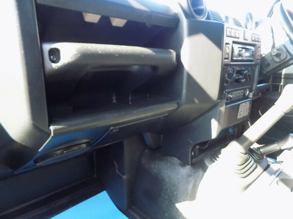 Land Rover Defender 110 110 2.2 Tdci Xs Utility Wagon Black #20