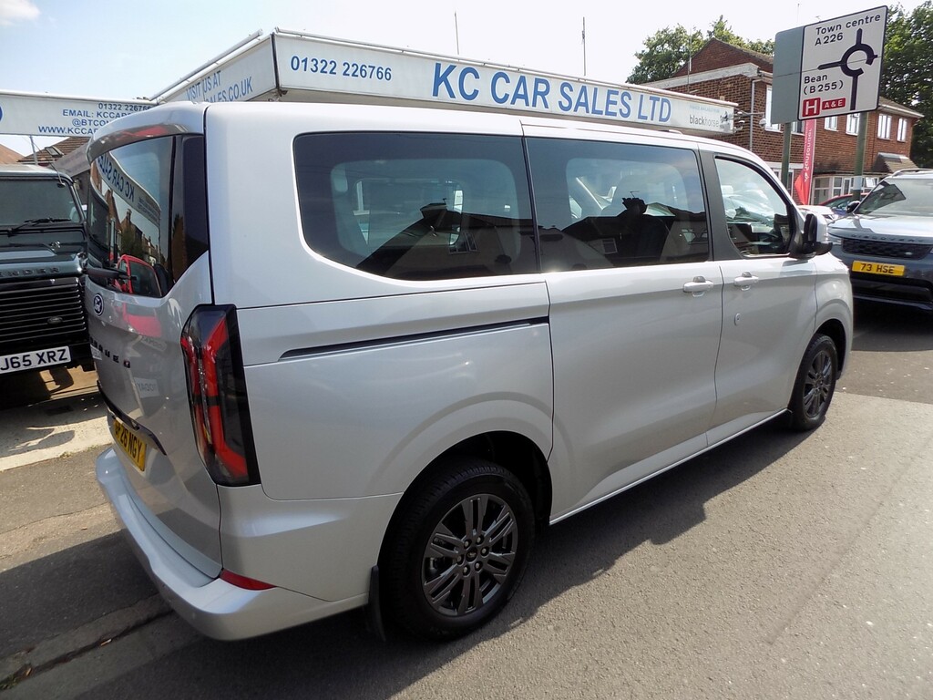 Ford Tourneo Custom 340 Titanium 65Kwh #4