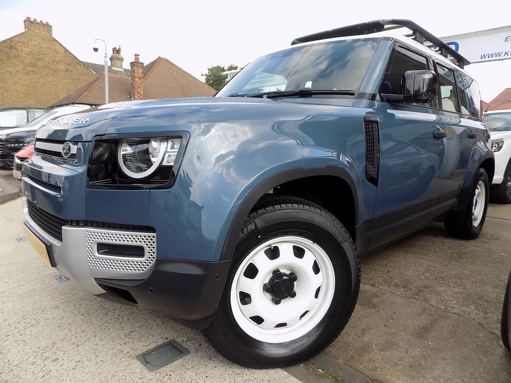 Land Rover Defender 110 110 7 Seater  #3