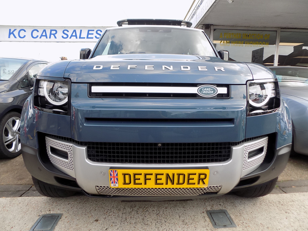Land Rover Defender 110 Core Mhev Black #26